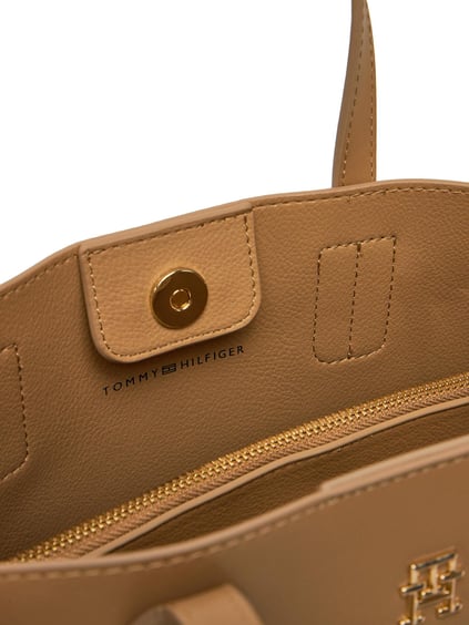 TOMMY HILFIGER Tommy Hilfiger Kadın Deri İç Bölmeli Küçük Cüzdan Aksesuarlı Kahverengi Omuz Çantası AW0AW17192-RBC