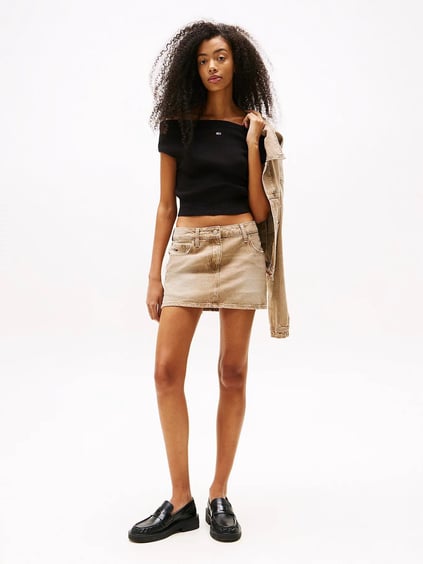 TOMMY HILFIGER Tommy Hilfiger Kadın Dokuma Kumaş Omzu Açık Beli Lastikli Çizgili Crop Siyah Bluz DW0DW20252-BDS