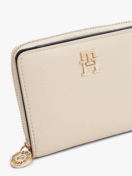 TOMMY HILFIGER Tommy Hilfiger Kadın Gold TH Monogram Logolu Bozuk Para Bölmeli Bej Cüzdan AW0AW17473-ACI
