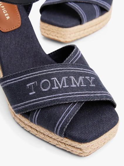 TOMMY HILFIGER Tommy Hilfiger Kadın Kalın Topuk Hasır Topuk Çift Bantlı Rahat Lacivert Dolgu Topuklu Ayakkabı FW0FW08668-DW6