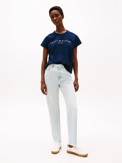 TOMMY HILFIGER Tommy Hilfiger Kadın Kısa Kol Regular Fit Pamuklu Tommy Hilfiger Yazı Desen Lacivert T-Shirt WW0WW46113-C1G