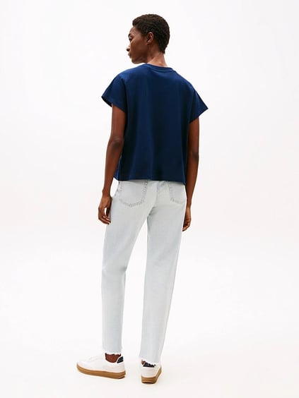 TOMMY HILFIGER Tommy Hilfiger Kadın Kısa Kol Regular Fit Pamuklu Tommy Hilfiger Yazı Desen Lacivert T-Shirt WW0WW46113-C1G