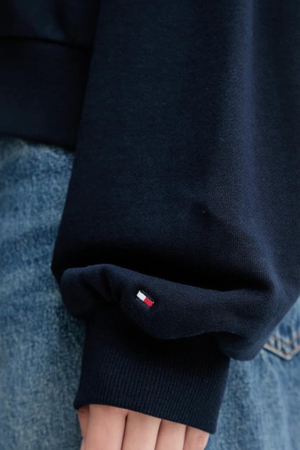 Tommy Hilfiger Tommy Hilfiger Kadın Pamuklu Rahat Kalıp Yuvarlak Yakalı Düşük Omuzlu Lacivert Sweatshirt WW0WW48269-C1G