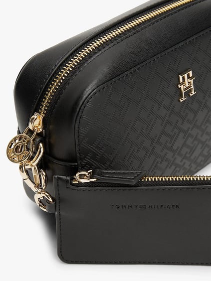 TOMMY HILFIGER Tommy Hilfiger Kadın TH Monogram Dokulu Çıkarılabilir Fermuarlı Cüzdan Cüzdan Ekli Ayarlanabilir Omuz Askılı Siyah Omuz Çantası AW0AW17221-BDS
