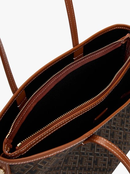 TOMMY HILFIGER Tommy Hilfiger Kadın Th Kabartma Logolu Ayarlanabilir Askılı Siyah Omuz Çantası AW0AW17415-BDS