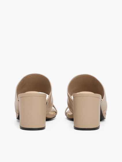 TOMMY HILFIGER Tommy Hilfiger Kadın Yüksek Topuk TH Logo Çift Bantlı Deri Bej Sandalet FW0FW08530-AFE