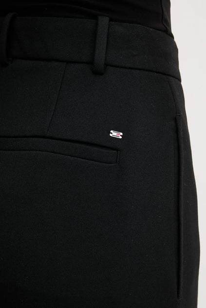 Tommy Hilfiger Tommy Hilfiger Kadın Yüksek Bel Düz ve Kısa Paçalı Siyah Pantolon WW0WW48355-BDS