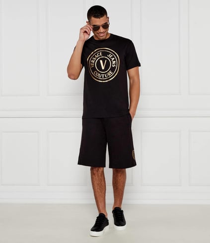 Versace Versace Erkek Regular Fit Logo Baskılı Kısa Kollu Siyah-Altın T-Shirt 78GAHT01CJ00T-G89