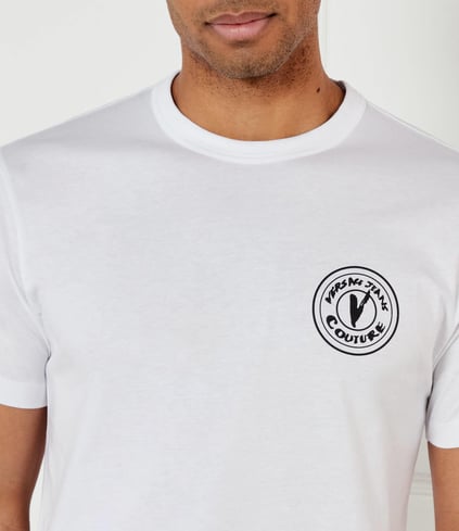 Versace Versace Kadın Bisiklet Yaka Kısa Kol Versace Yazı ve Desenli Beyaz T-Shirt 78GAHE07CJ00E-003