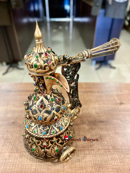 Mücevher Saray-ı Hümayun Tekerlekli Kahve Cezvesi