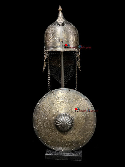 Osmanlı Zırh Seti ( Masa Üstü Dekorasyon ) ) 
