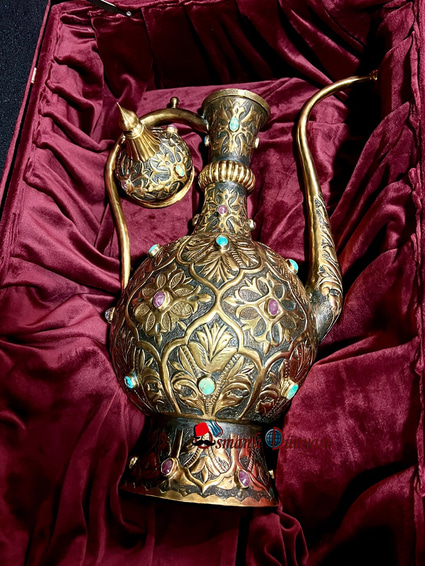 Topkapı Sarayı Murassa İbrik 