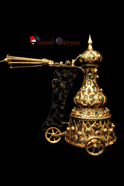 TOPKAPI SARAYI (SARAY CEZVESİ)