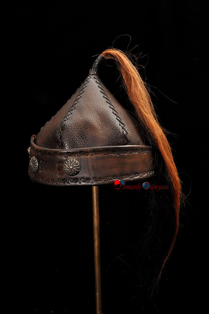 Türk Okçu Miğferi