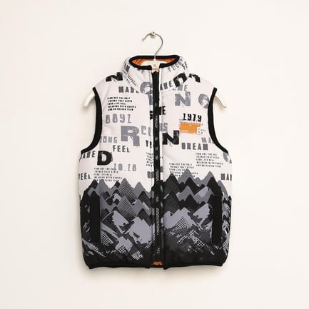 Boys Reversible Patterned Vest Ages 6–16 – 323513