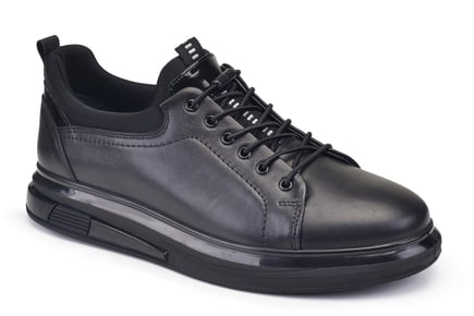 Siyah Bağcıklı Sneaker