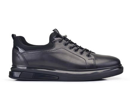 Siyah Bağcıklı Sneaker