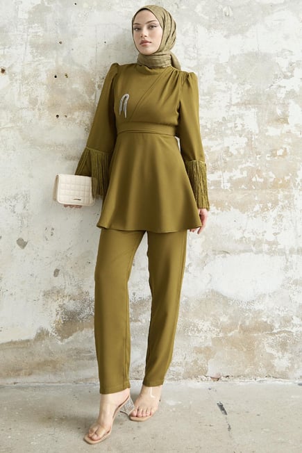 Tassel Sleeve Stone Detailed Crepe Olive Green Suit