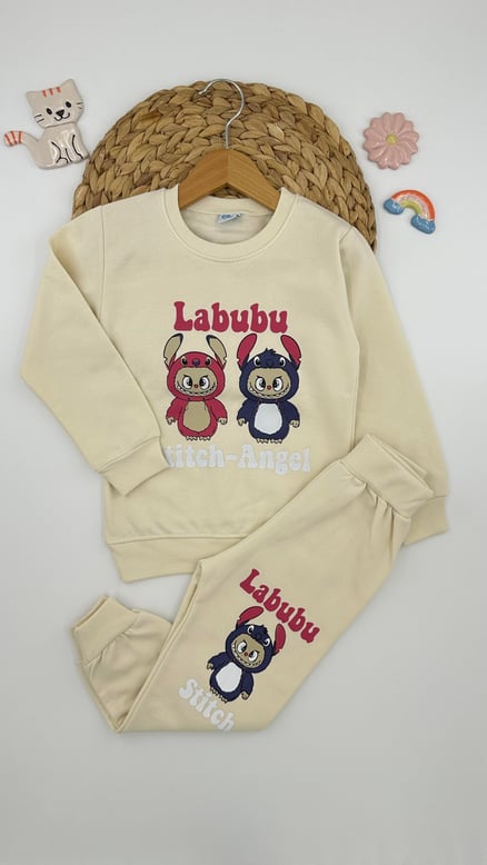 2608-2 Labubu Desenli İki İplik Şardonlu Kız Çocuk Takım KREM