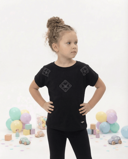 26815 Kelebek Nakışlı Kız Çocuk T-Shirt SİYAH