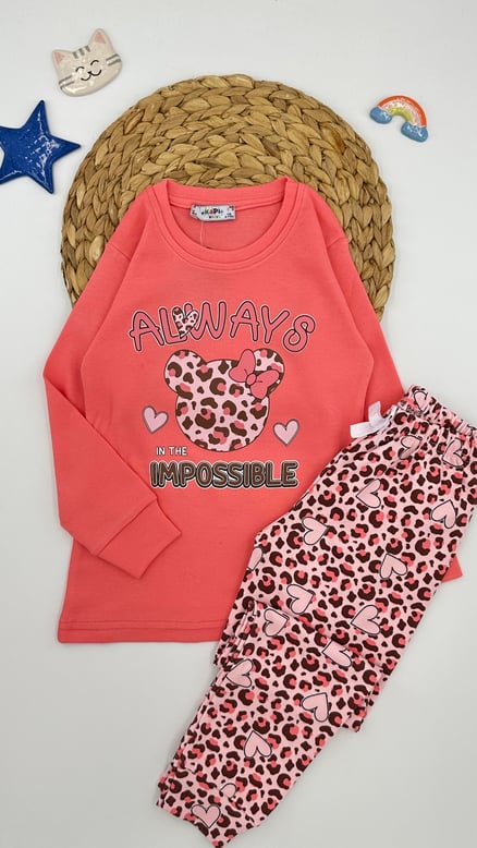 8206 Mickey Mouse Desenli Kız Çocuk Pijama Takımı KP