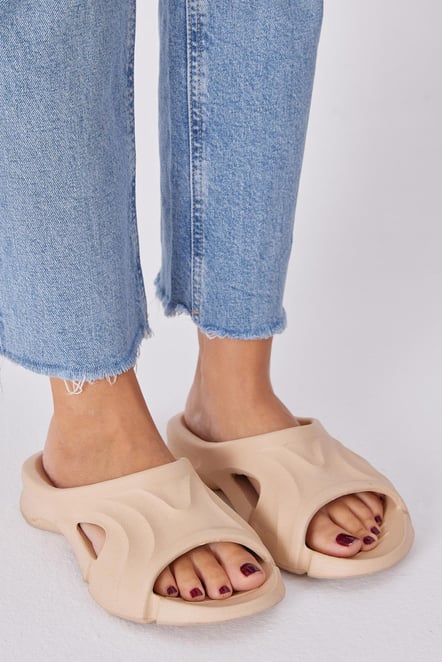 Desenli Kalın Tabanlı Eva Unisex Krem Terlik TBER590