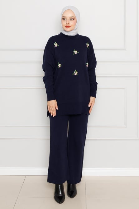 Decorated and beaded Knitwear Set- Dark Blue color 