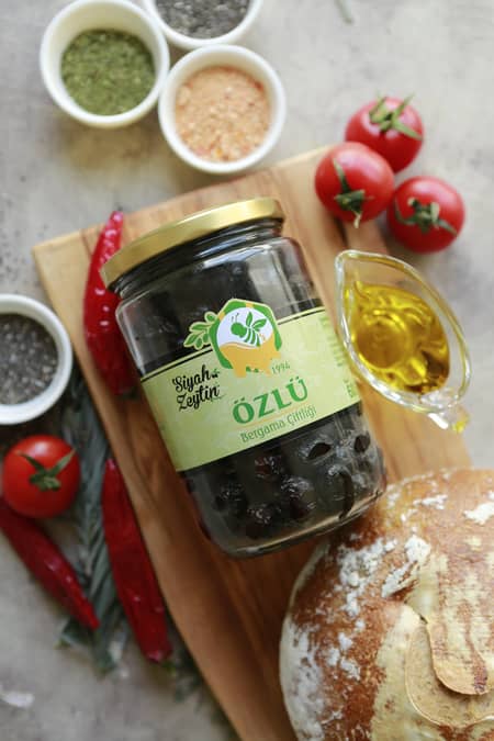 Bergama Siyah Zeytin