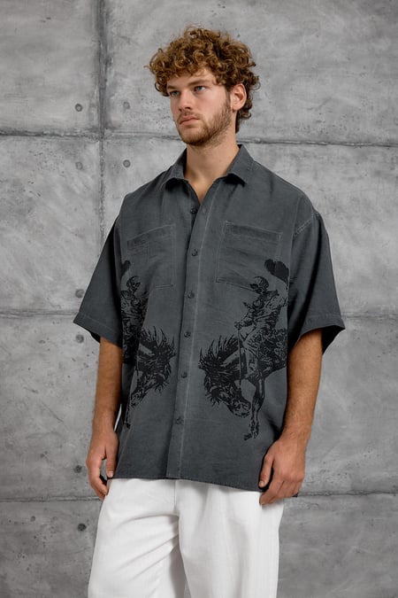 Füme AT FİGÜR BASKI YIKAMALI OVERSIZE TSHIRT