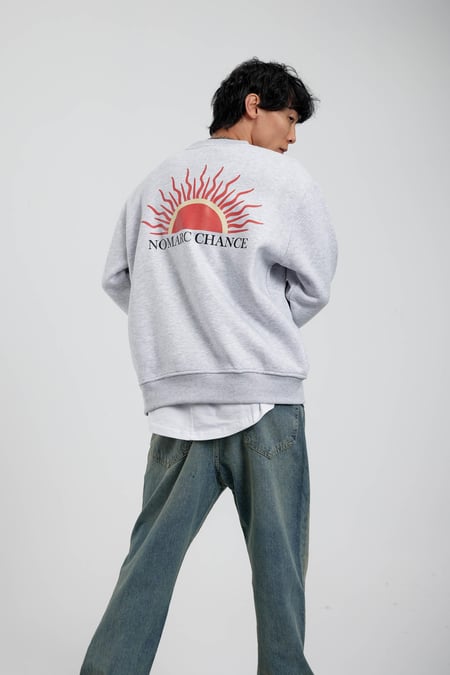 Gri Güneş Baskılı Sweatshirt