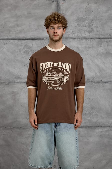 Kahverengi Story of Radio Yazılı Mavi Tshirt