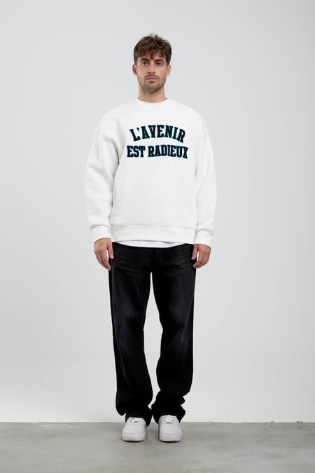 Lavenir Yazılı Beyaz Sweatshirt