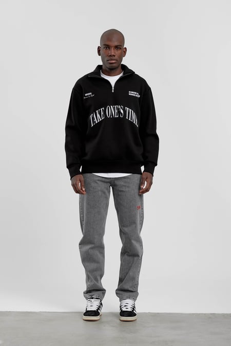 Siyah Take One's Time Yazılı Yarım Fermuarlı Sweatshirt