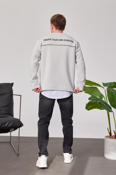 Arkası Yazılı Gri Sweatshirt