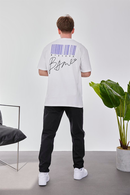 Barkod Baskılı Beyaz Tshirt