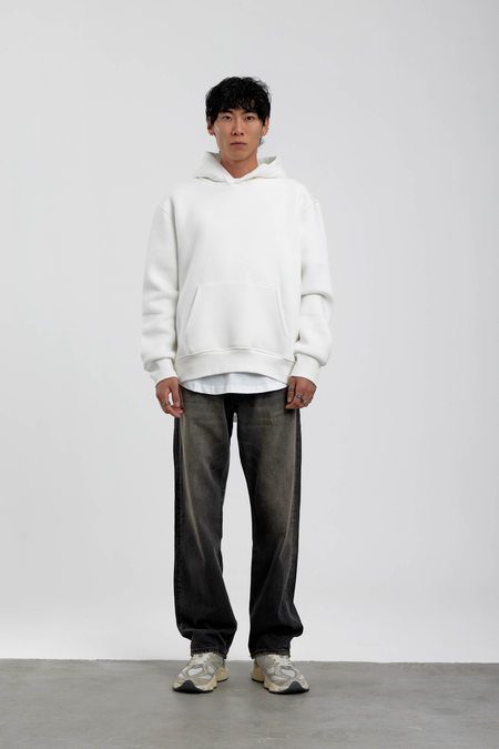 Beyaz Kapüşonlu Basic Şardonlu Sweatshirt