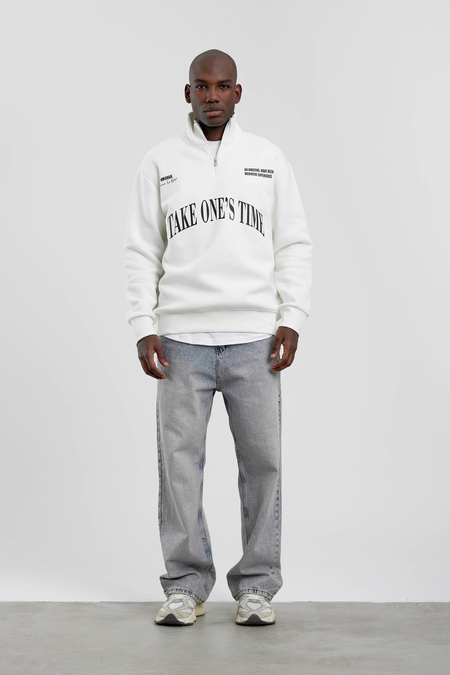 Beyaz Take One's Time Yazılı Yarım Fermuarlı Sweatshirt