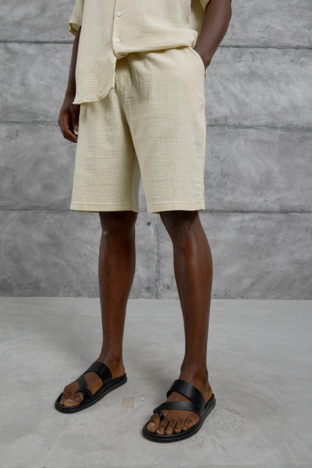 Krem Müslin Basic Şort