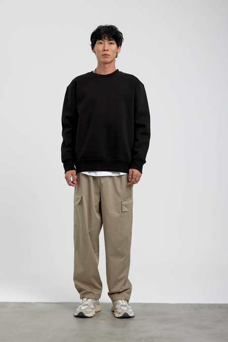 Siyah Bisiklet Yaka Basic Şardonlu Sweatshirt