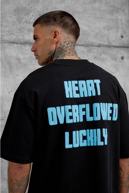 Siyah Kalp Küpür Baskılı Oversize Tshirt
