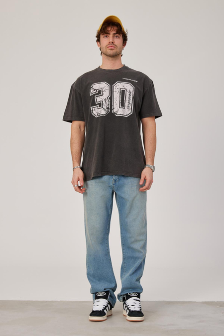 30 Rakam Baskılı Yıkamalı Füme Tshirt