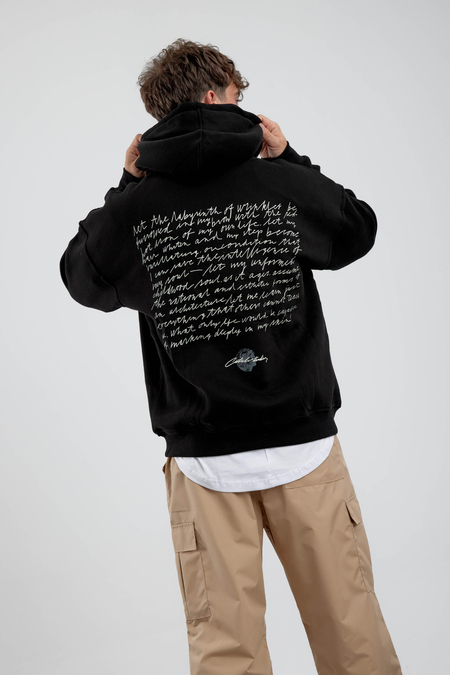 Arkası El Yazılı Siyah Kapüşonlu Sweatshirt
