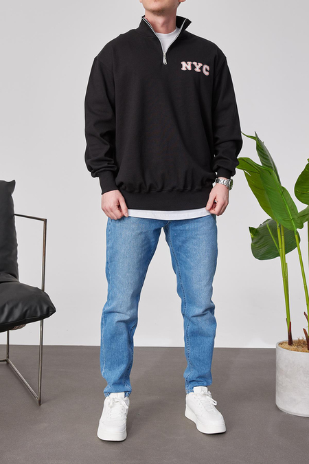 NYC Yakası Fermuarlı Siyah Sweatshirt