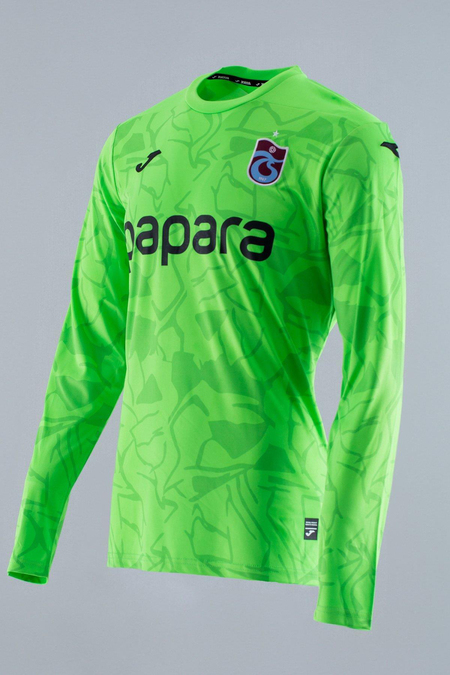 joma-2425-kaleci-forma-cocuk-82-c31.jpg