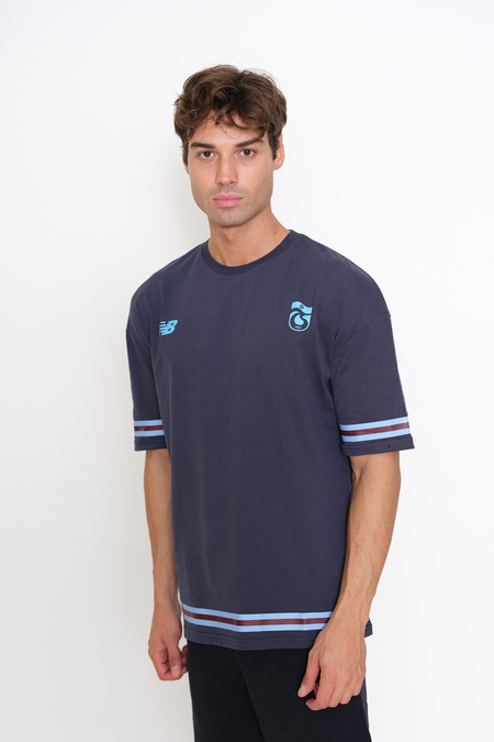 NEW BALANCE TRABZONSPOR LOGO OVERSIZE T-SHIRT