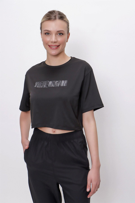 tshirt-bisiklet-yaka-crop-b4-4aa.jpg