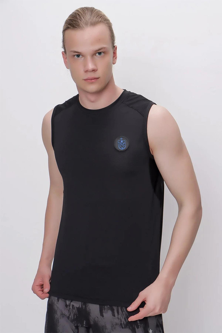 TSHİRT SIFIR KOL SİLİKON LOGOLU