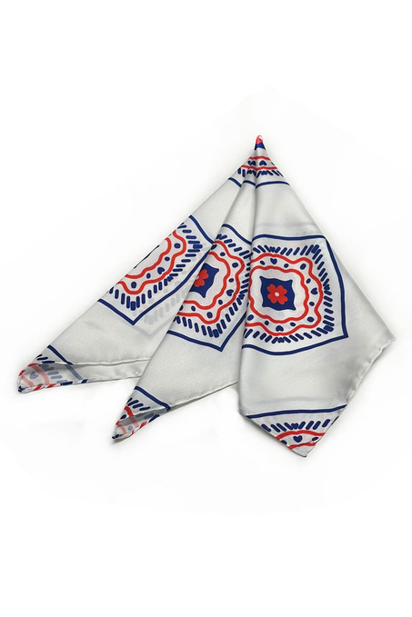 Beyaz Motif Desen Fular Bandana 55-55 cm KDNF09
