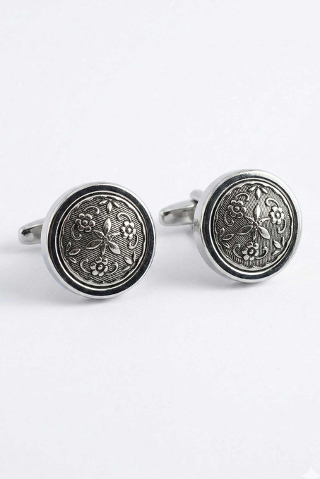 Gümüş Renk Motif Detay Kol Düğmesi KD1474