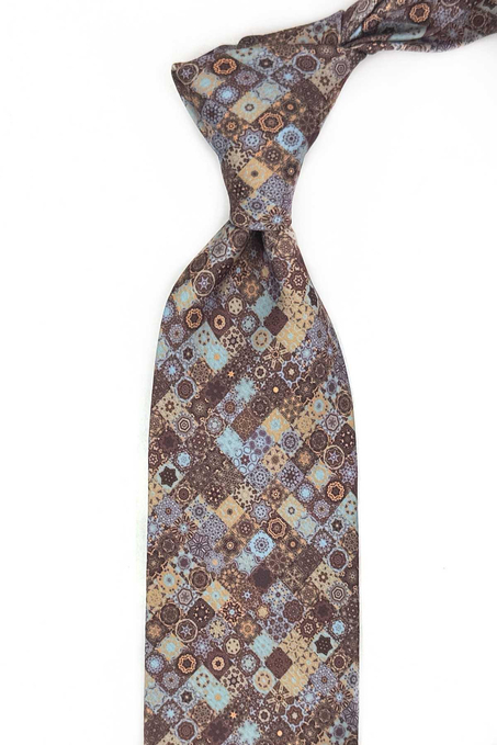 Kahve - Mavi Motif Desen Baskılı Mendilli Klasik Kravat KK13341